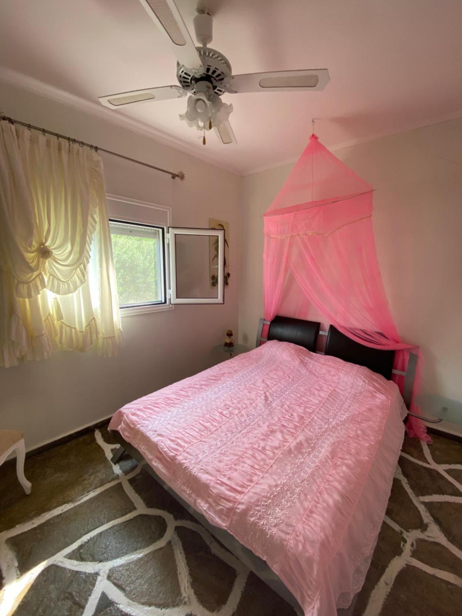 Maria'S Beach House Polychrono Bagian luar foto