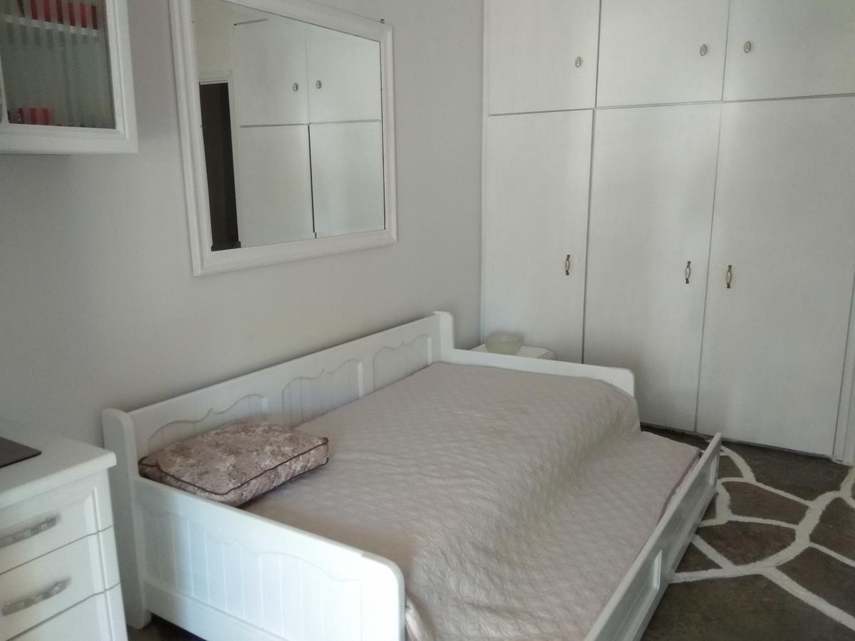 Maria'S Beach House Polychrono Bagian luar foto